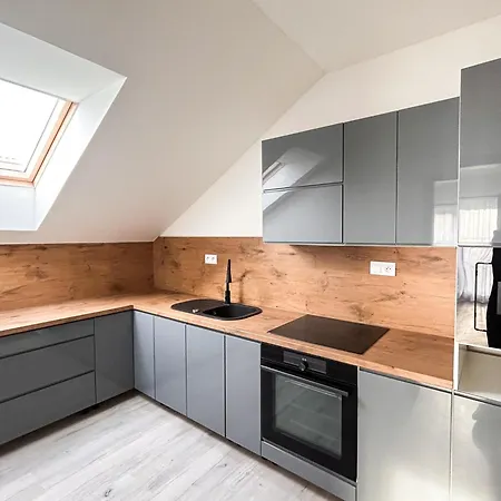 Grey * هلوهوفيتس